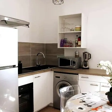 Au Coeur De Saint Chamas Appartement Buitenkant foto
